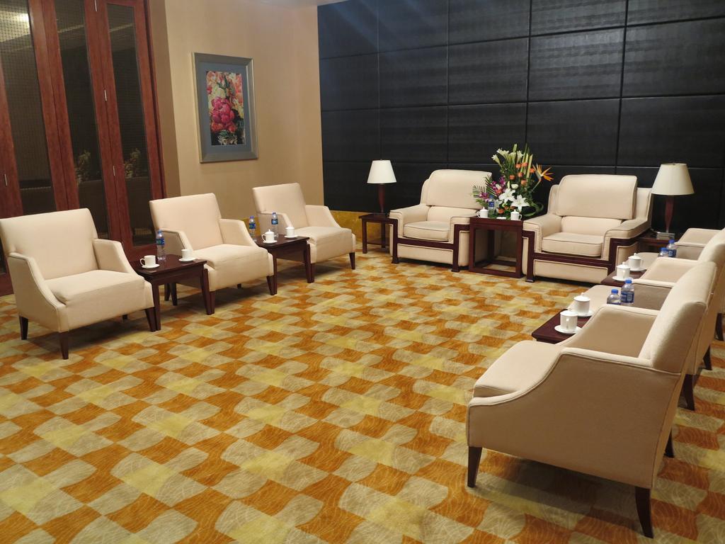 Crowne Plaza Hotel Dandong Esterno foto
