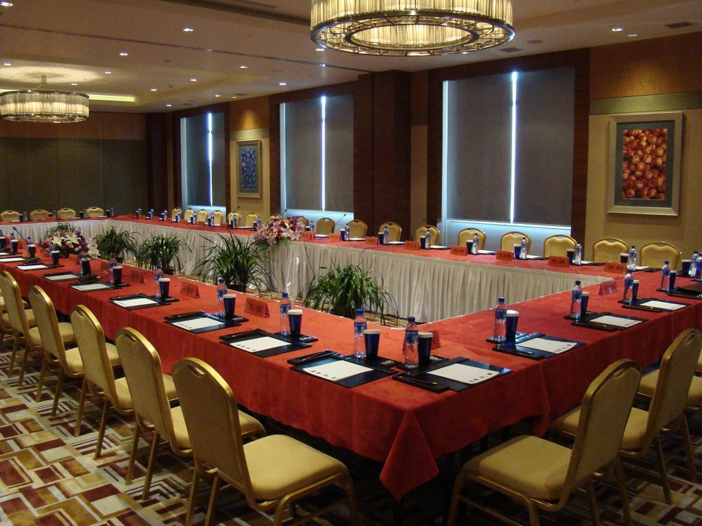 Crowne Plaza Hotel Dandong Esterno foto